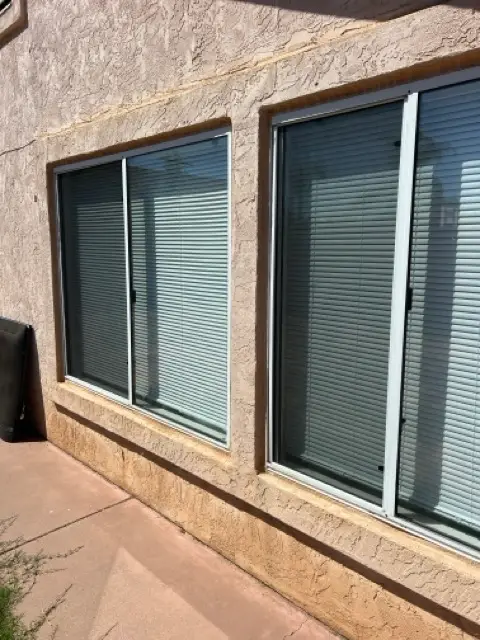 Screen repair job photo 13